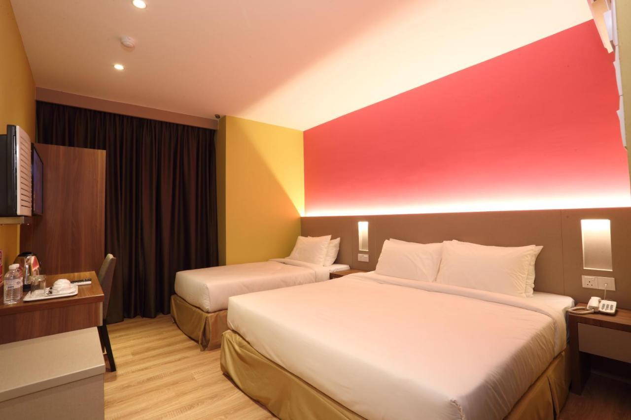 Capital O 9010 Yee Hotel Johor Bahru Buitenkant foto