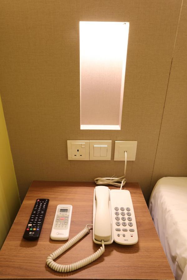 Capital O 9010 Yee Hotel Johor Bahru Buitenkant foto